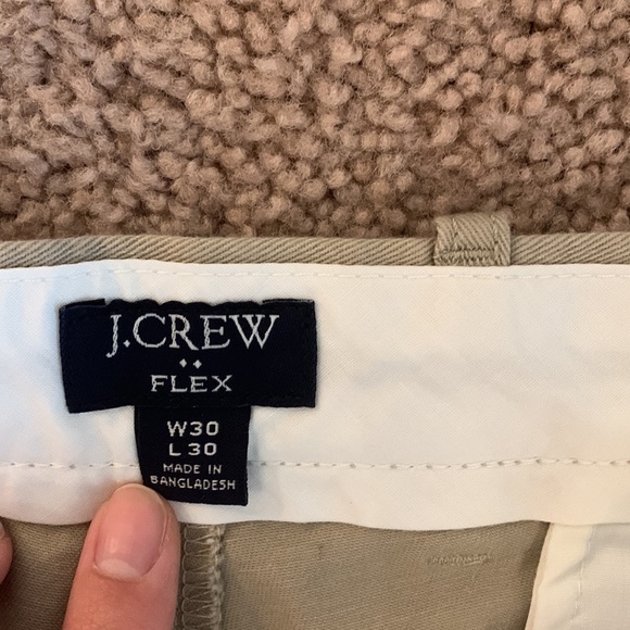 J.Crew Men’s Straight-Fit Flex Khaki Pant - Khaki, 30/30 - Picture 2 of 4